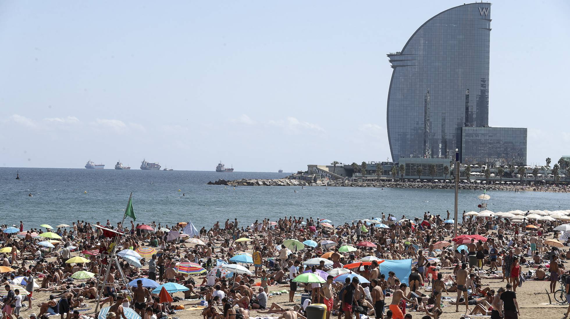 España bate el récord de turistas extranjeros un mes antes de cerrar el año