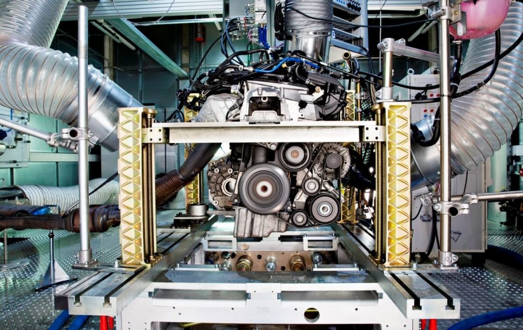 Cómo se prueba y desarrolla un motor