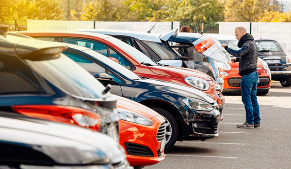 Los «rent a car» de Baleval piden al próximo Govern un registro de empresas de alquiler
