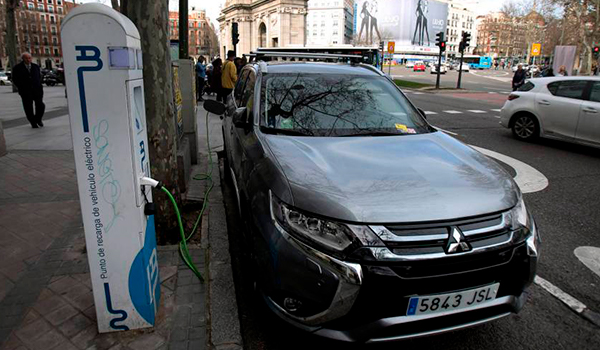 El efecto dominó del coche eléctrico