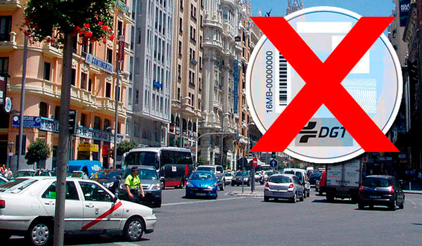 ¿Pueden aparcar y circular los coches sin etiqueta de la DGT en Madrid Central?